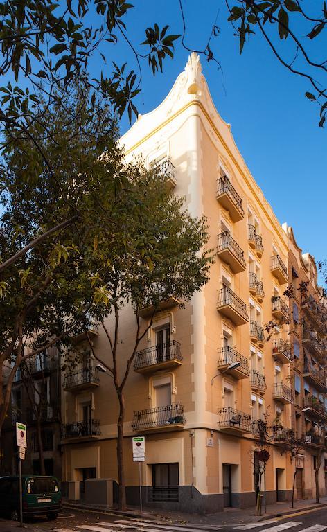 Casa Codina Apartment Barcelona Exterior photo